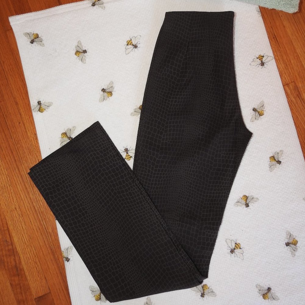 Privilege Paris Brown Snake Pattern Pants, Sz Medium...C1024